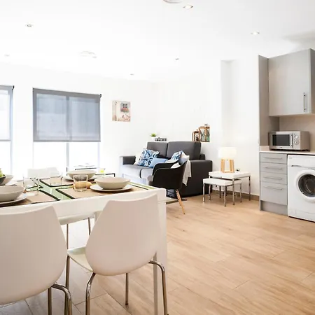 Feelathome Mozart Apartment *
